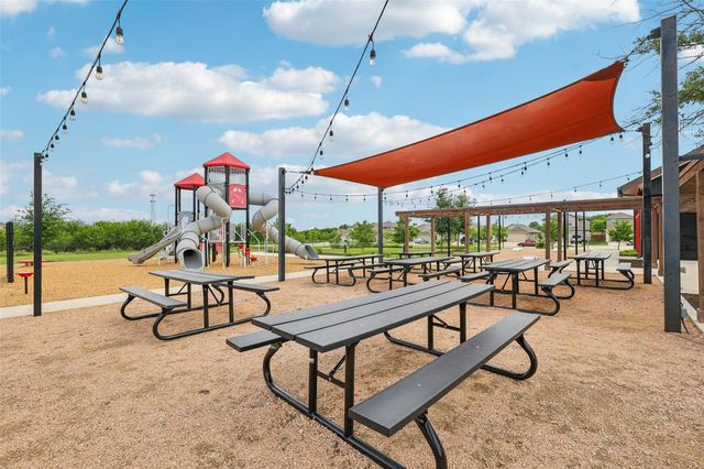 356 Spider Lily DR, Kyle, TX 78640