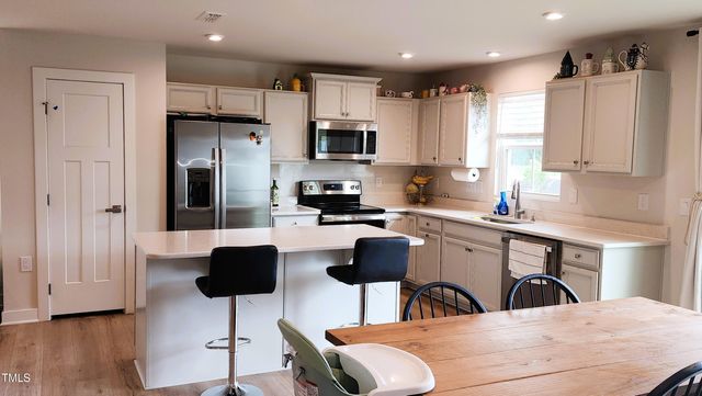 8764 Kenridge Lane, Fuquay Varina, NC 27526