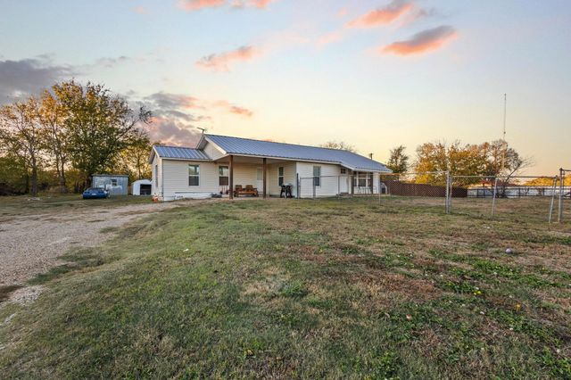 469 Dugan Chapel, Bells, TX 75414