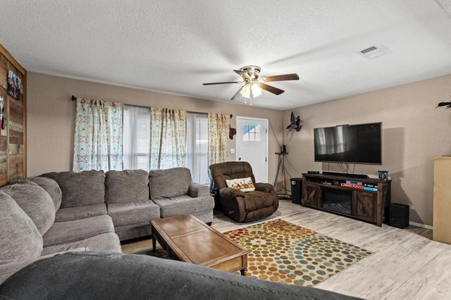 469 Dugan Chapel, Bells, TX 75414