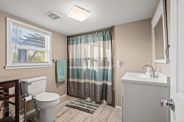 469 Dugan Chapel, Bells, TX 75414