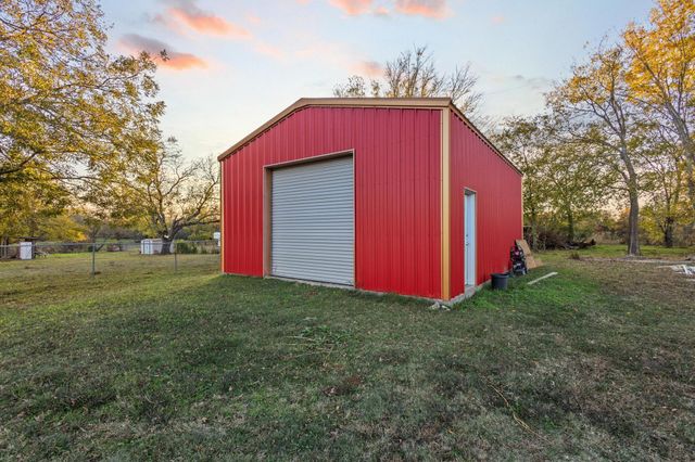469 Dugan Chapel, Bells, TX 75414