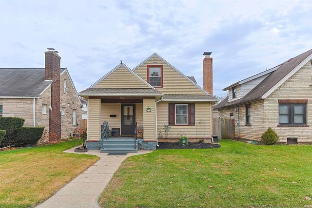 506 E Fairview Avenue, South Bend, IN 46614