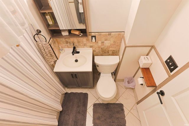 506 E Fairview Avenue, South Bend, IN 46614