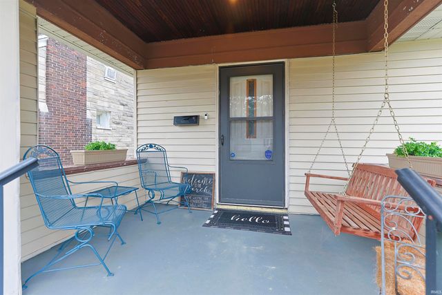 506 E Fairview Avenue, South Bend, IN 46614