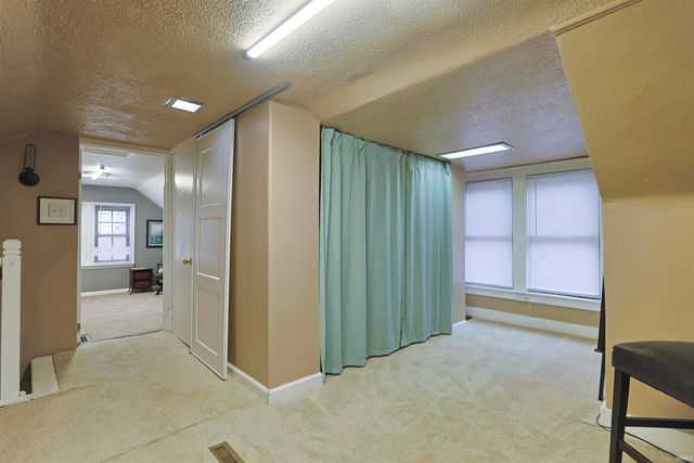 506 E Fairview Avenue, South Bend, IN 46614