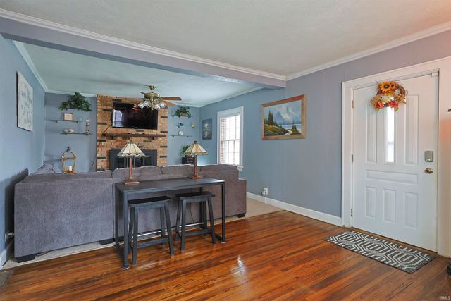 506 E Fairview Avenue, South Bend, IN 46614