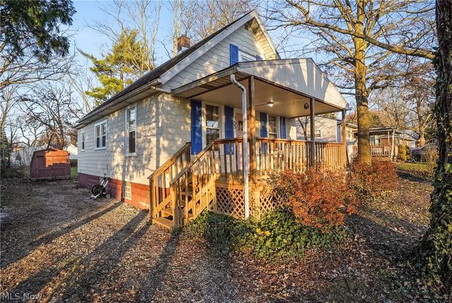 455 Magnolia Avenue, Cuyahoga Falls, OH 44221