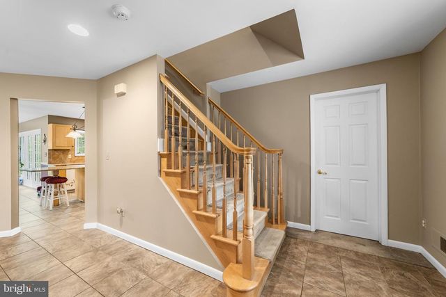 1 PINE VIEW, Monroe Township, NJ 08831