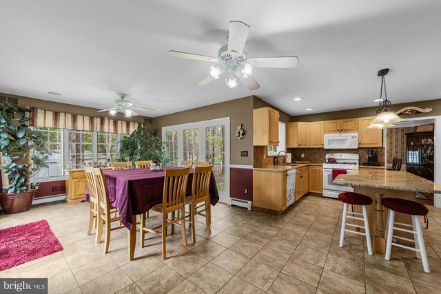 1 PINE VIEW, Monroe Township, NJ 08831
