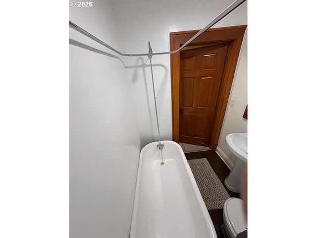 9646 Se STEELE St, Portland, OR 97266