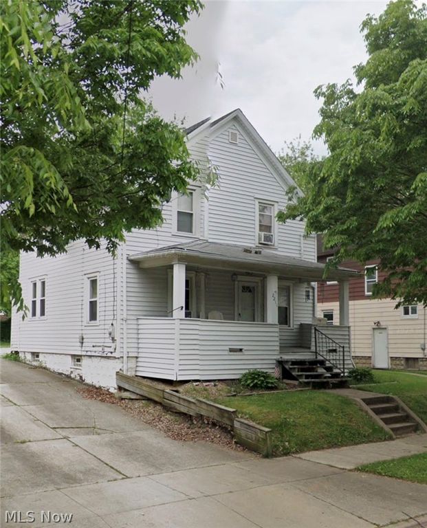 2211 18th Street SW, Akron, OH 44314