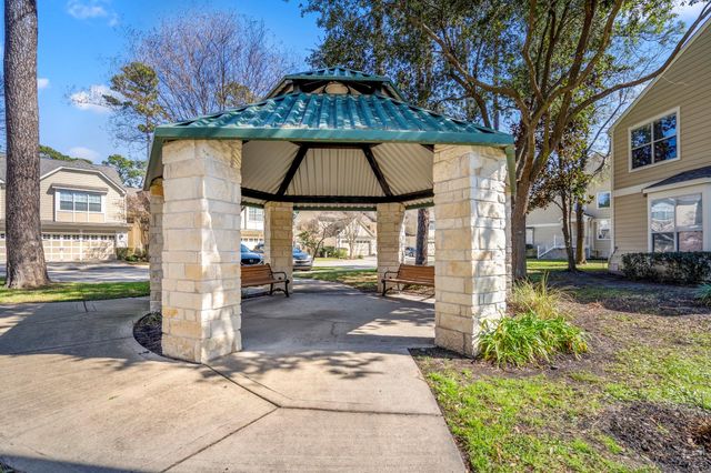 13600 Breton Ridge Street 15B, Houston, TX 77070