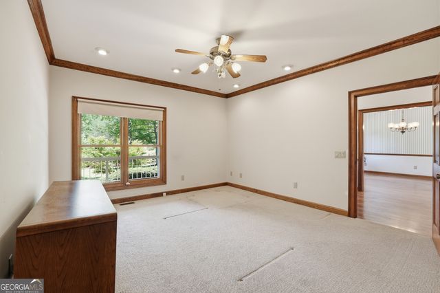 8721 Skitts Mountain Road, Clermont, GA 30527