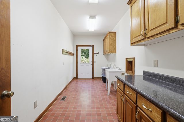 8721 Skitts Mountain Road, Clermont, GA 30527