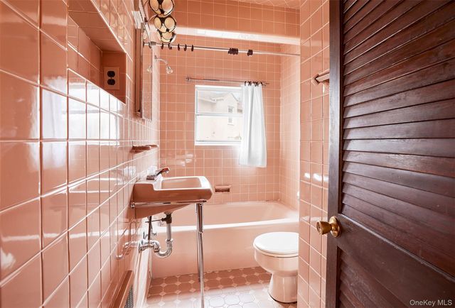 3 Clinton Avenue, Pleasantville, NY 10570