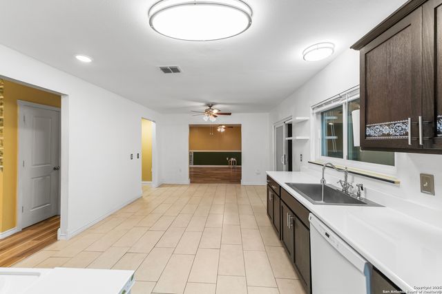 6611 Cades, Leon Valley, TX 78238