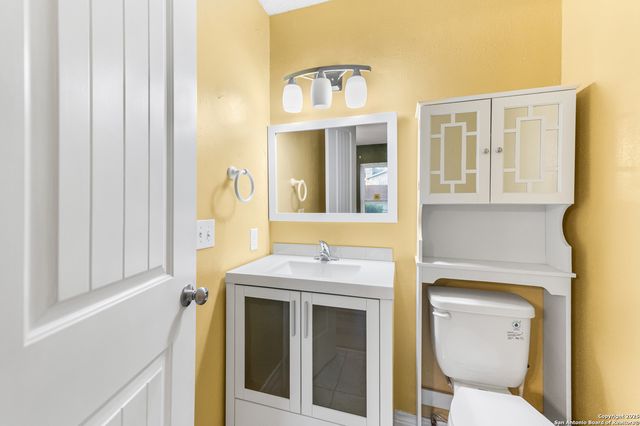 6611 Cades, Leon Valley, TX 78238