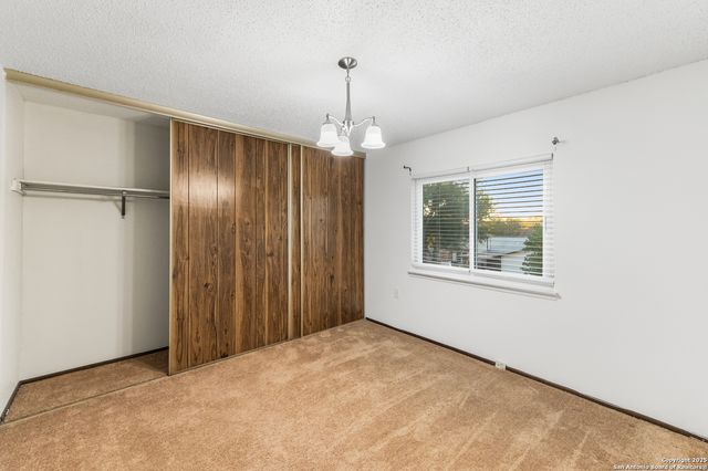 6611 Cades, Leon Valley, TX 78238