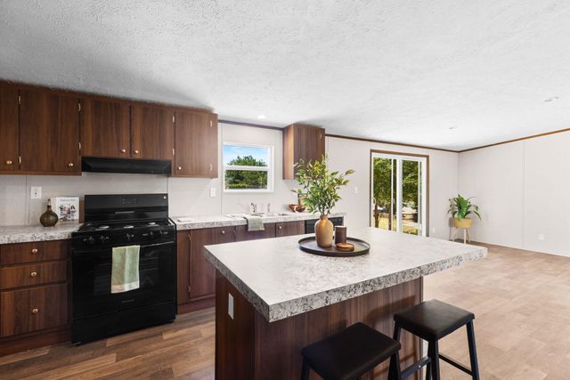 4235 HIGHWAY 314 SW, Los Lunas, NM 87031