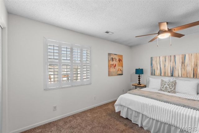 1423 Peacock Lane, Brentwood, MO 63144