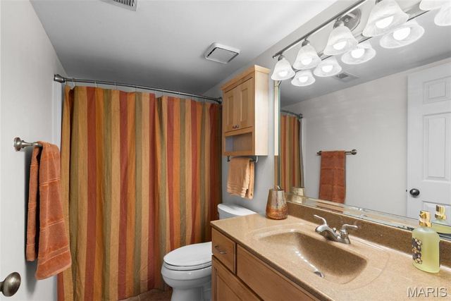 1423 Peacock Lane, Brentwood, MO 63144