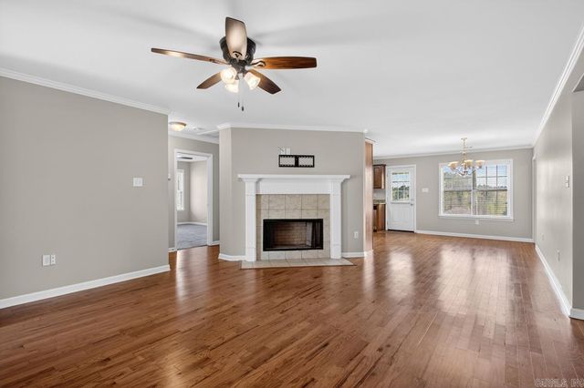 5721 Heritage Heights Drive, Benton, AR 72019