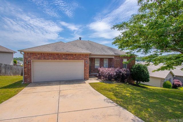 5721 Heritage Heights Drive, Benton, AR 72019