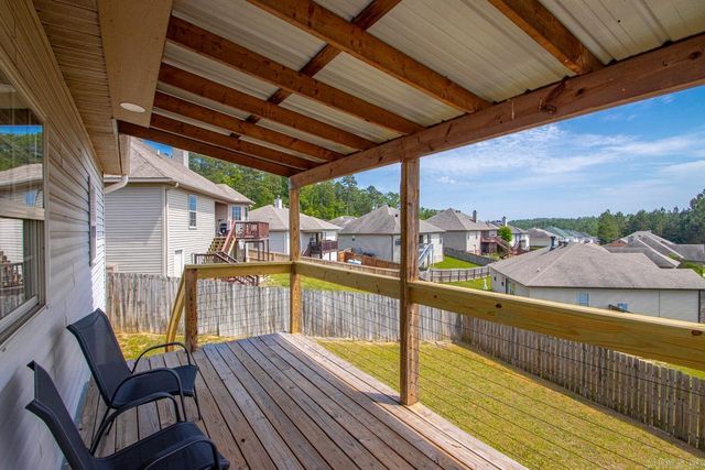 5721 Heritage Heights Drive, Benton, AR 72019