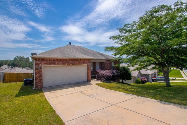 5721 Heritage Heights Drive, Benton, AR 72019