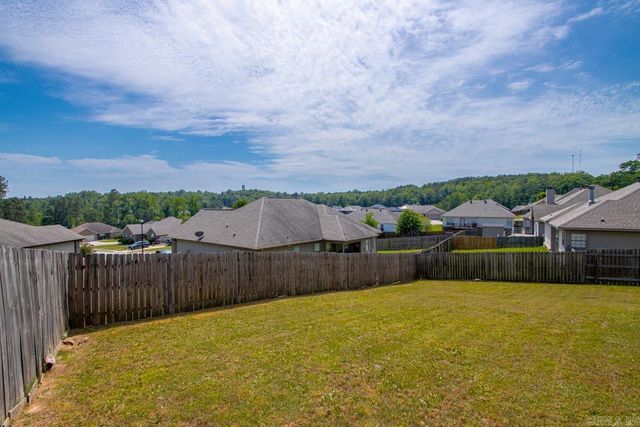 5721 Heritage Heights Drive, Benton, AR 72019