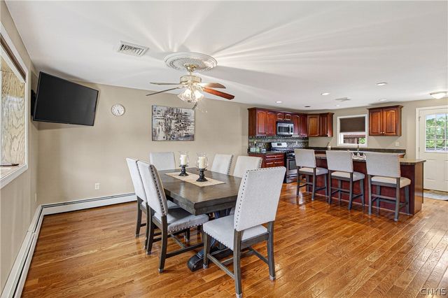 7 Clintonview Road, New Hartford, NY 13413