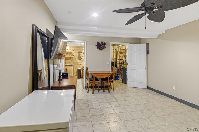 7 Clintonview Road, New Hartford, NY 13413