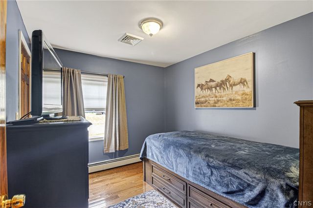 7 Clintonview Road, New Hartford, NY 13413