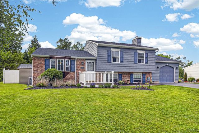 7 Clintonview Road, New Hartford, NY 13413