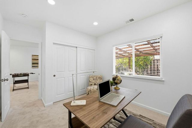 2177 Ceynowa, San Jose, CA 95121