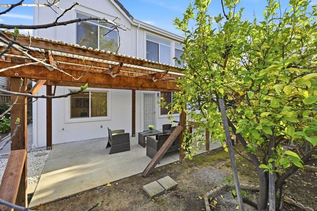 2177 Ceynowa, San Jose, CA 95121