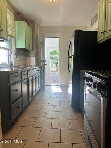 38 Southern Boulevard, Albany, NY 12209