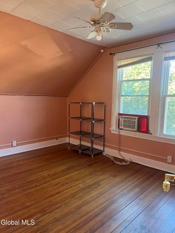 38 Southern Boulevard, Albany, NY 12209