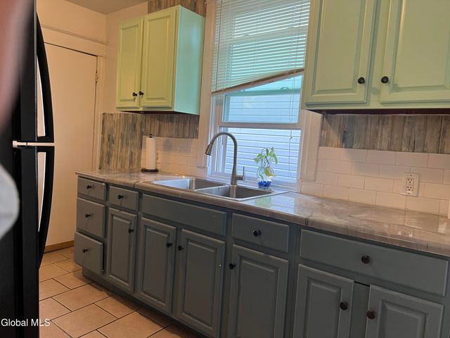 38 Southern Boulevard, Albany, NY 12209