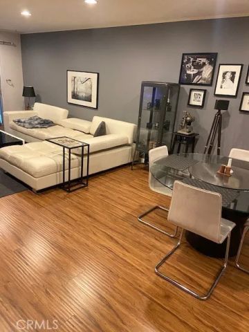 2260 N Cahuenga Boulevard 106, Los Angeles, CA 90068