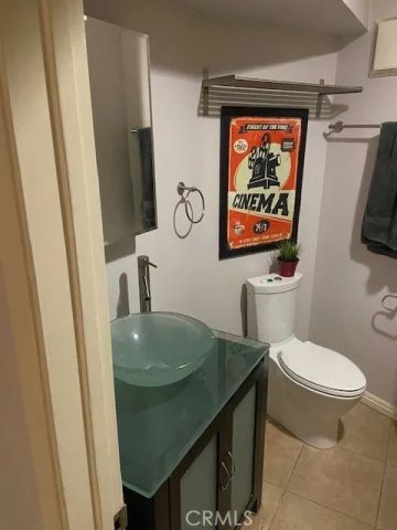 2260 N Cahuenga Boulevard 106, Los Angeles, CA 90068