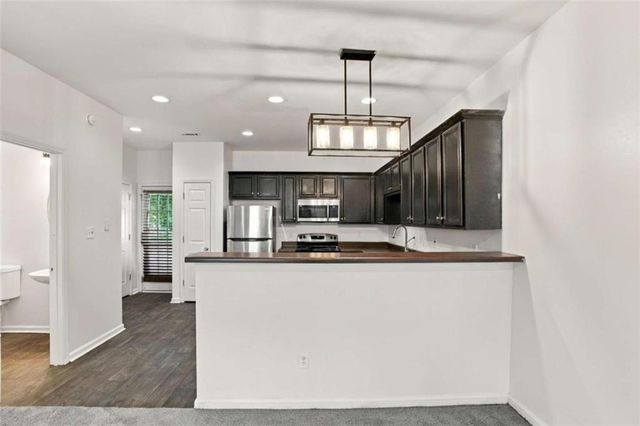 8260 Oakley Circle, Union City, GA 30291