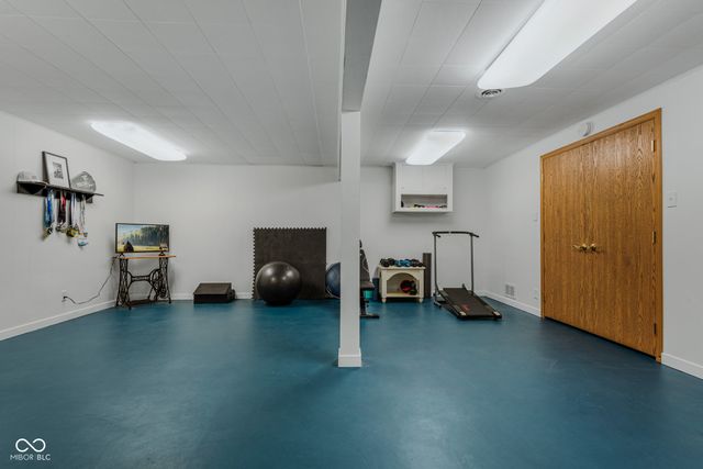 3611 Hunter Place, Columbus, IN 47203