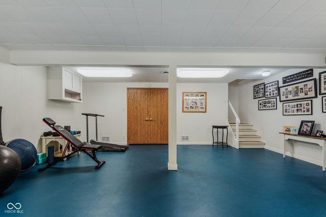 3611 Hunter Place, Columbus, IN 47203