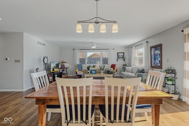 3611 Hunter Place, Columbus, IN 47203