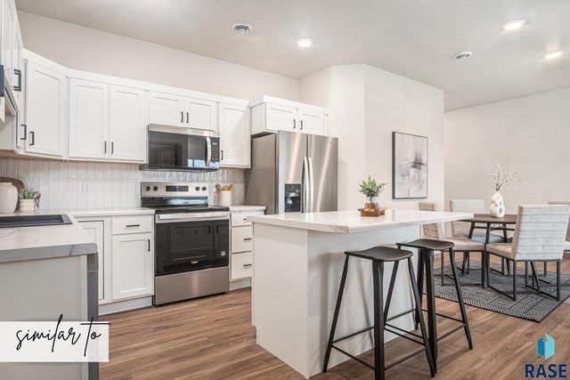 2806 S Broek Dr Drive, Sioux Falls, SD 57106