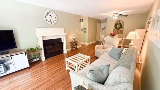 250 Nesmith St C9, Lowell, MA 01852