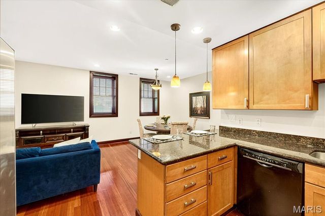 4540 Lindell Boulevard 102, St Louis, MO 63108