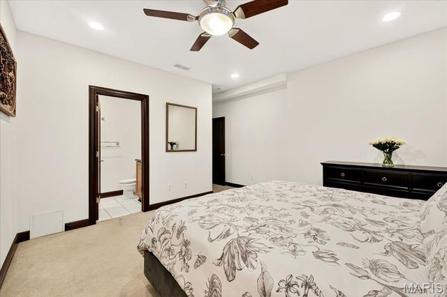 4540 Lindell Boulevard 102, St Louis, MO 63108